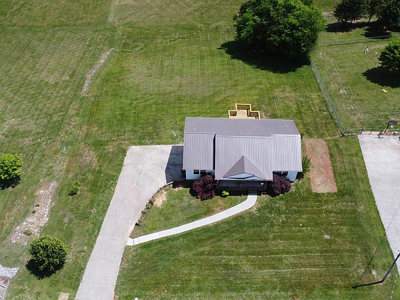 2nd image of 5740 Charlene Dr