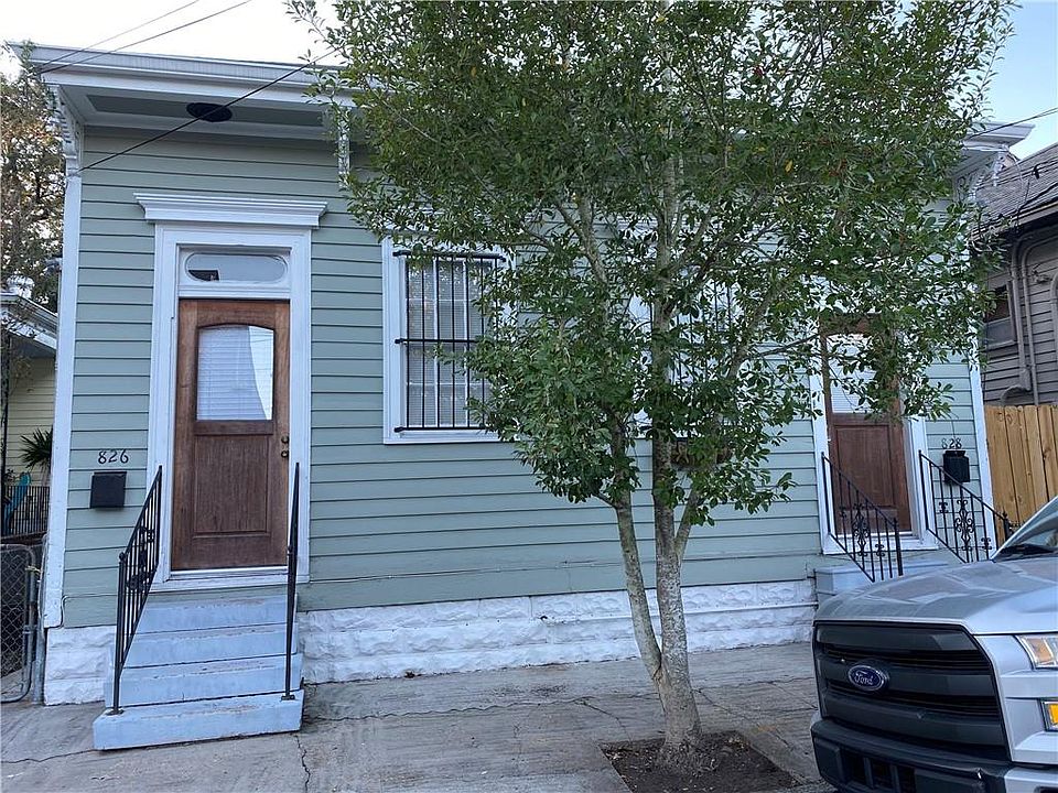 1st image of 826-28 Clouet St