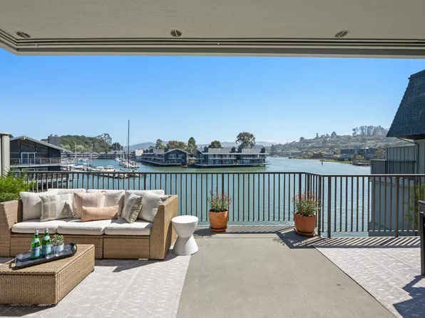 6 Greenwood Cove Dr APT C, Belvedere Tiburon, CA 94920