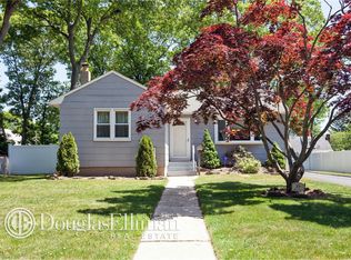 77 Reilly St, West Islip, NY 11795