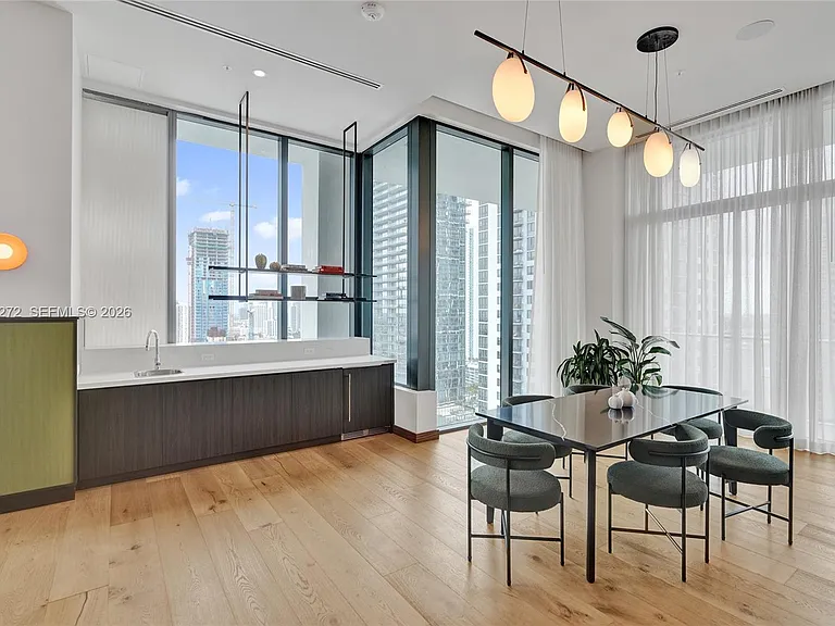11 NE 6th 1403 Miami #1403 — Photo 35