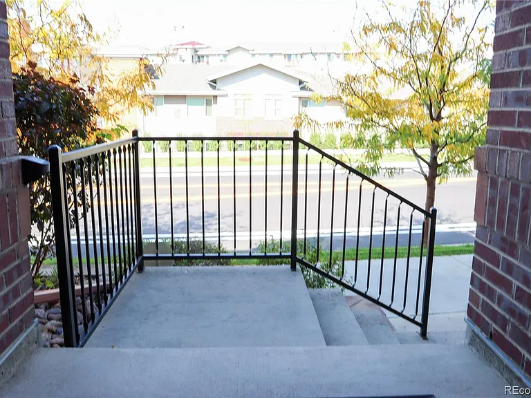 9242 Ridgegate Pkwy — Photo 9
