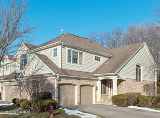 144 Fairway Dr, La Grange, IL 60525