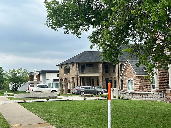 2nd image of 1044 Mallard Pointe Dr
