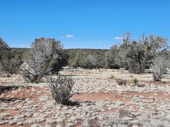 2nd image of LOT 1318 W Sunset Dr