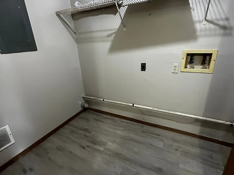 Clifton Height Apartments — Photo 19