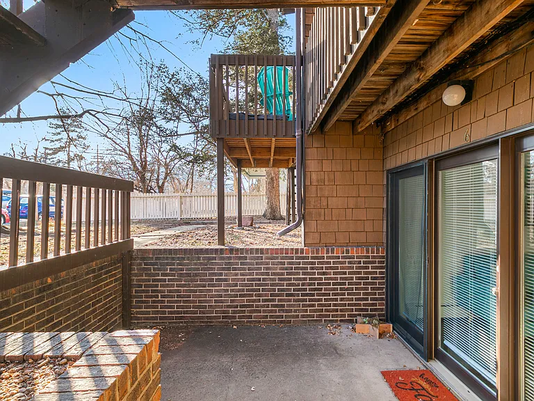 2355 Grove St #6 — Photo 2
