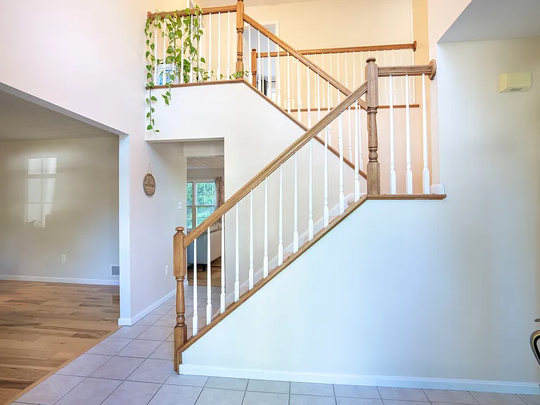 2184 Autumnwood Dr — Photo 5