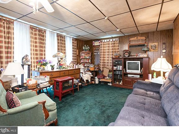3rd image of 116 Ferry Ln