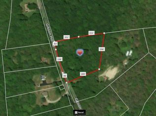 900 Gibson Hill Rd, Sterling, CT 06377