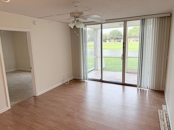 5th image of 9230 Lagoon Pl APT 110