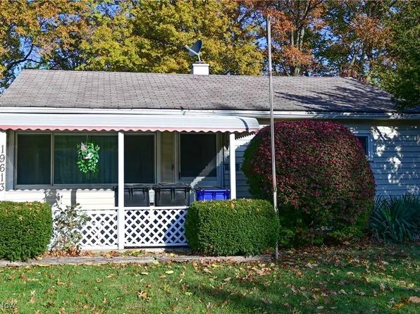 19613 Shelton Dr, Cleveland, OH 44110