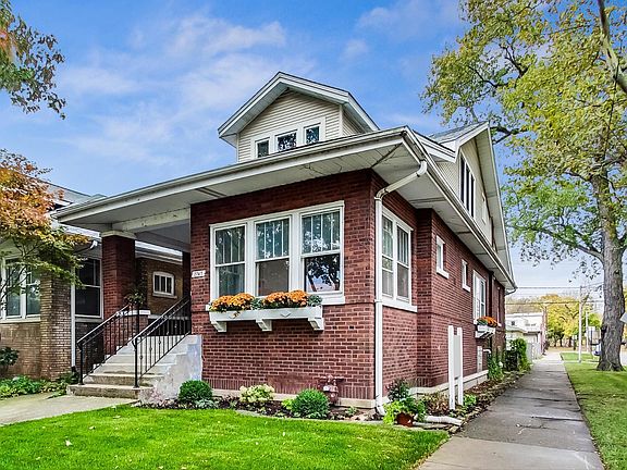 3rd image of 2743 W Agatite Ave