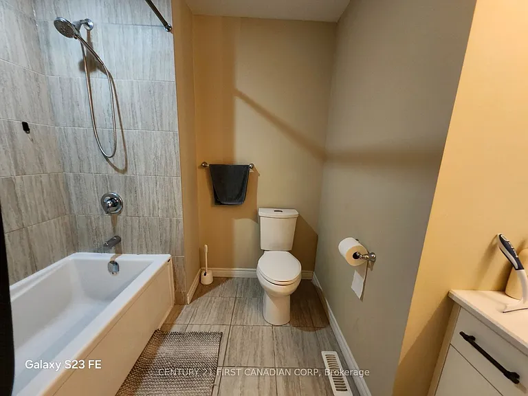 1220 Riverbend Rd #63 — Photo 27