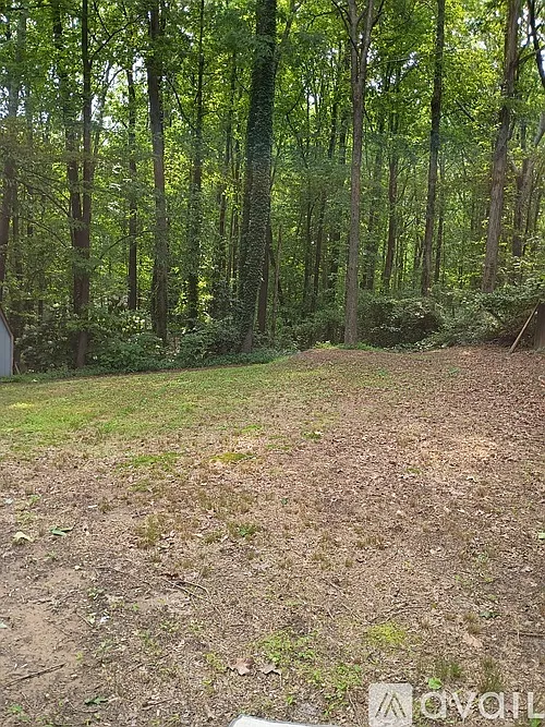 4 bed, 1400 sqft, $1,950 — Photo 3