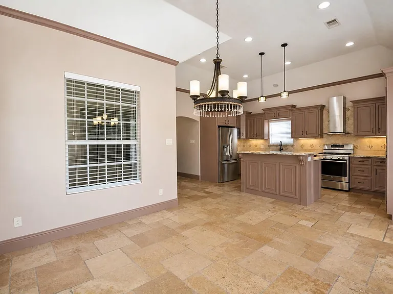 11315 Waxwood Dr — Photo 10