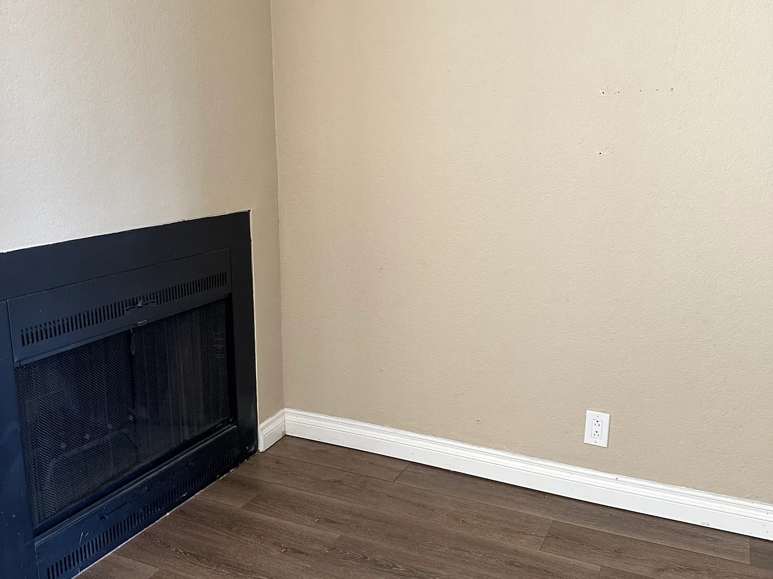 4077 Illinois Street — Photo 3