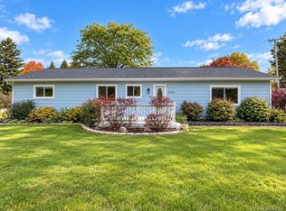 2434 N Elba Rd, Lapeer, MI 48446