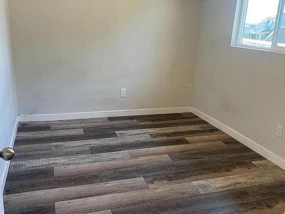 5th image of 944 1/2 N Ditman Ave #1/2