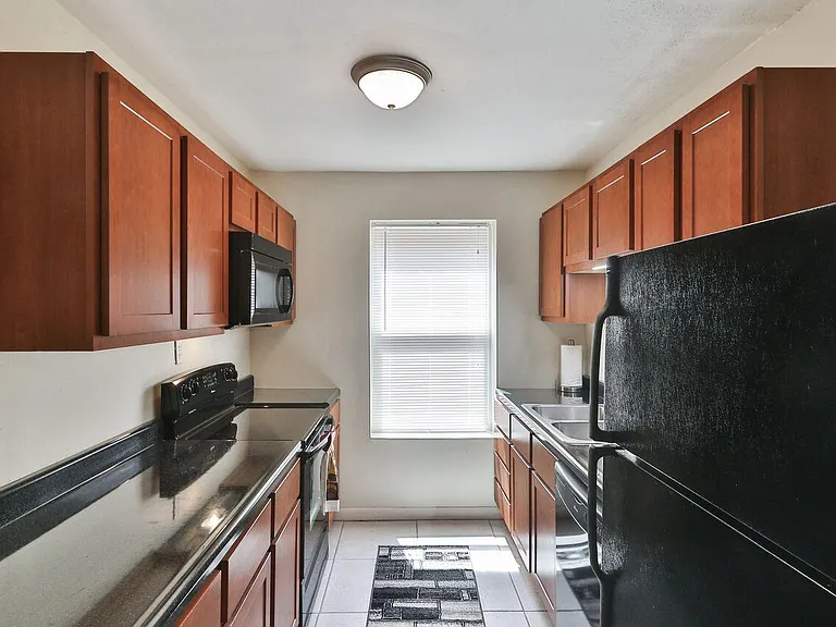 6927 Chippewa St #2 — Photo 11