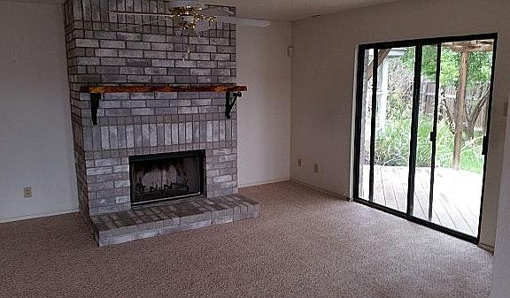 2nd image of 6607 Honeyridge Ln