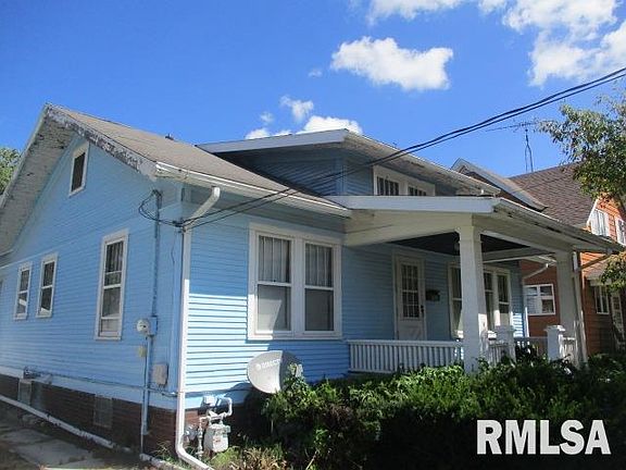 3rd image of 761 E 3rd St
