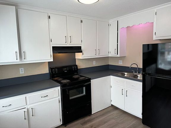 5th image of 284 Hillandale St NE APT K