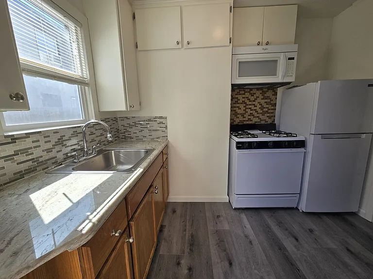 650 Dave Brubeck Way #4B — Photo 4