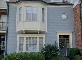 303 Rue Saint Peter, Metairie, LA 70005