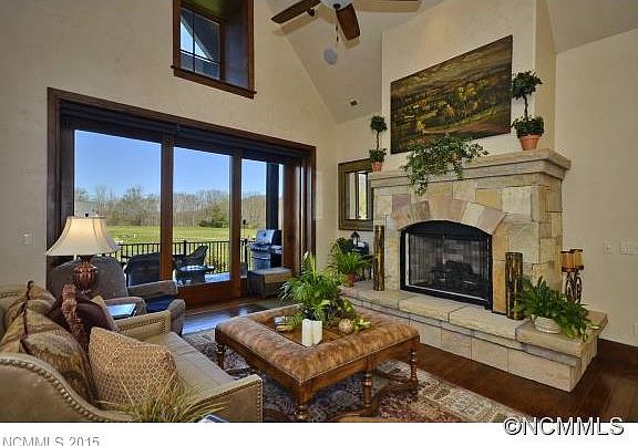 4th image of 26 Foxbridge Way