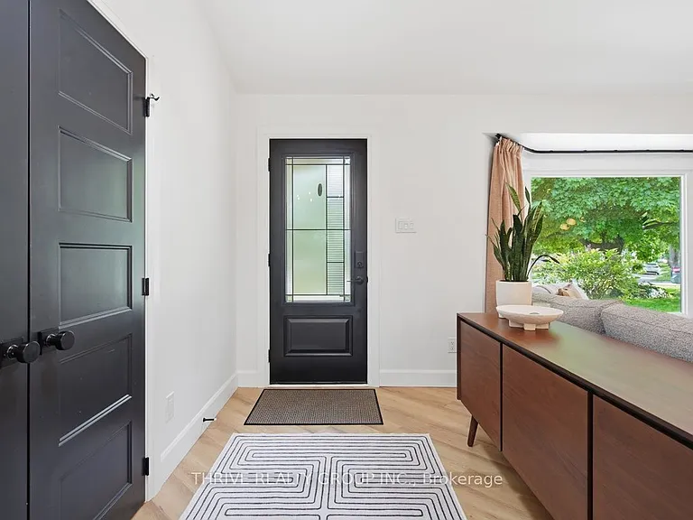 21 McGill Pl #MAIN — Photo 2