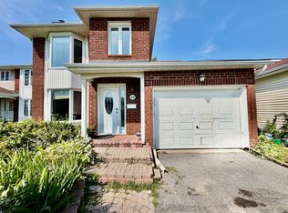 1039 Karsh Dr, Ottawa, ON K1G 4N2