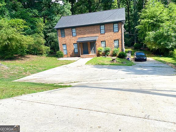 2nd image of 4017 Burns Rd NW