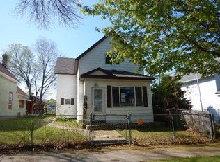 896 Geranium Ave E, Saint Paul, MN 55106