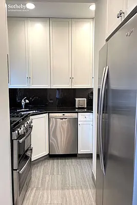 Rented by Sotheby's International Realty | media 23