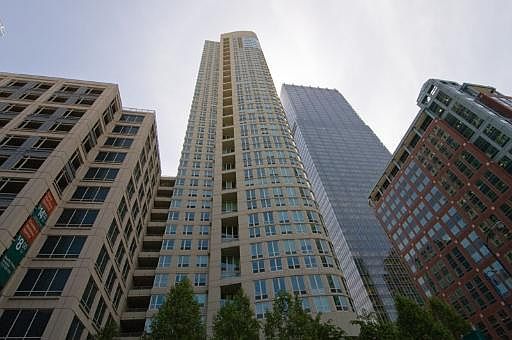 1st image of 345 N La Salle Dr #3703