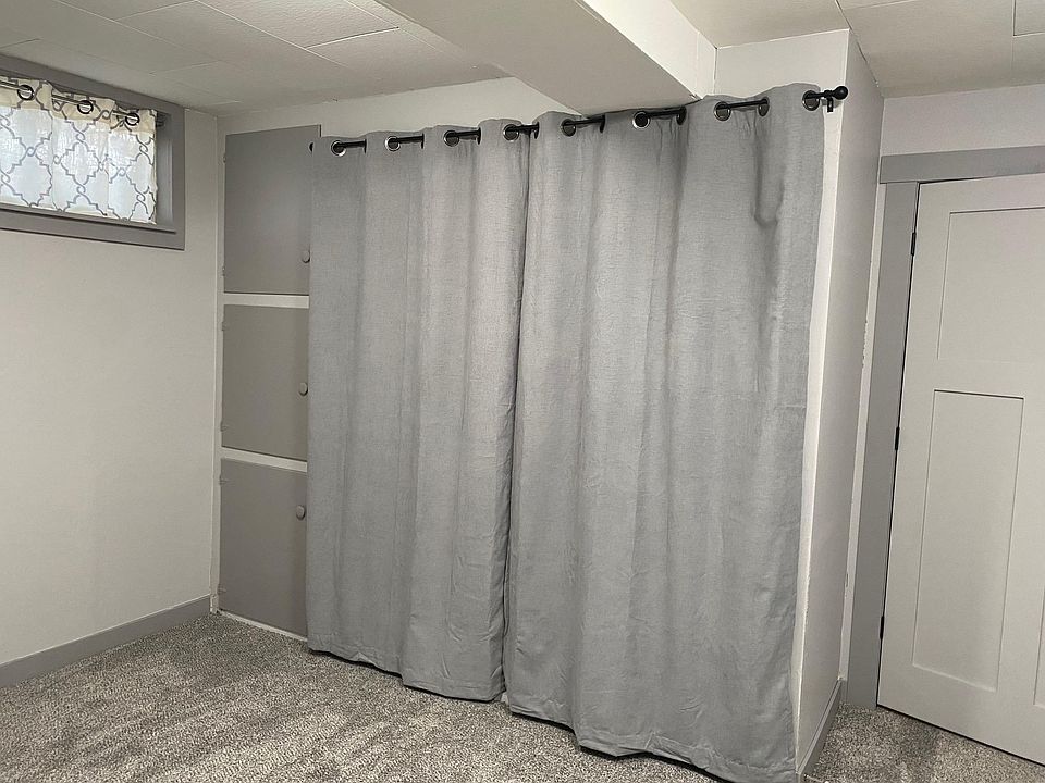 Bedroom 2, 13'x10'