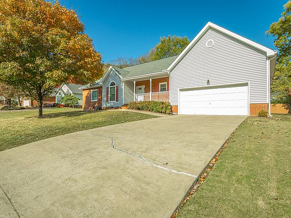 3rd image of 323 Bradford Place Dr