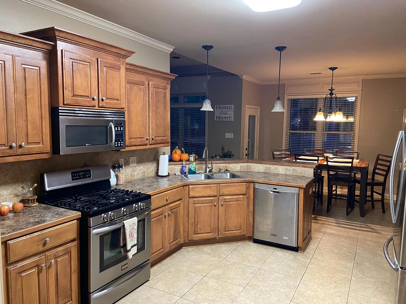 7061 E Ridge Dr — Photo 4