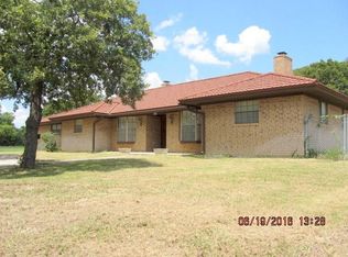 401 S Avenue B, Cross Plains, TX 76443