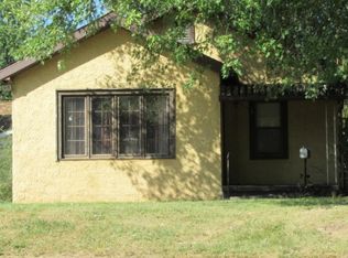 528 7th St, Lincoln, IL 62656