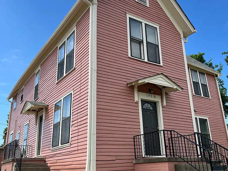 1920 Scott St — Photo 3