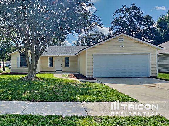 3rd image of 2551 Eiffel Cir W