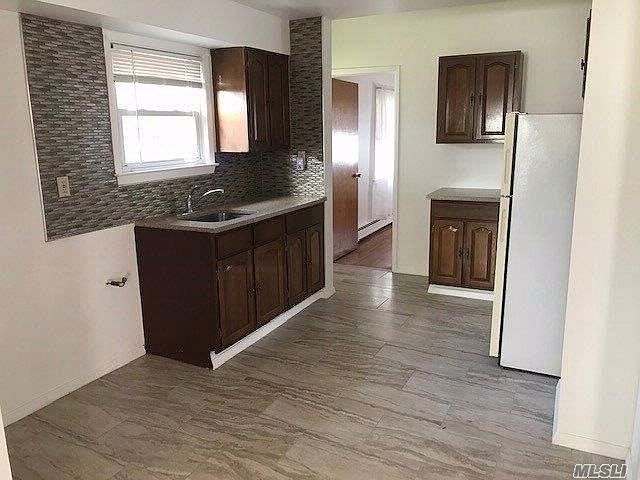 1st image of 18 Valentine St
