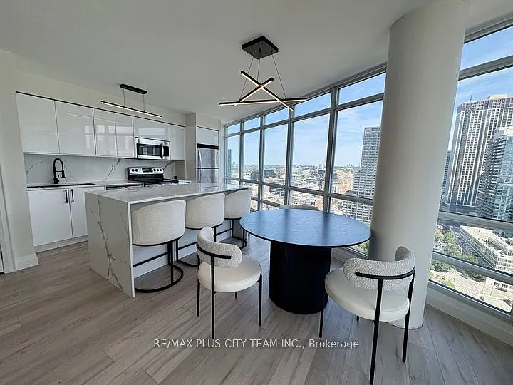 397 Front St W #3309 — Photo 5