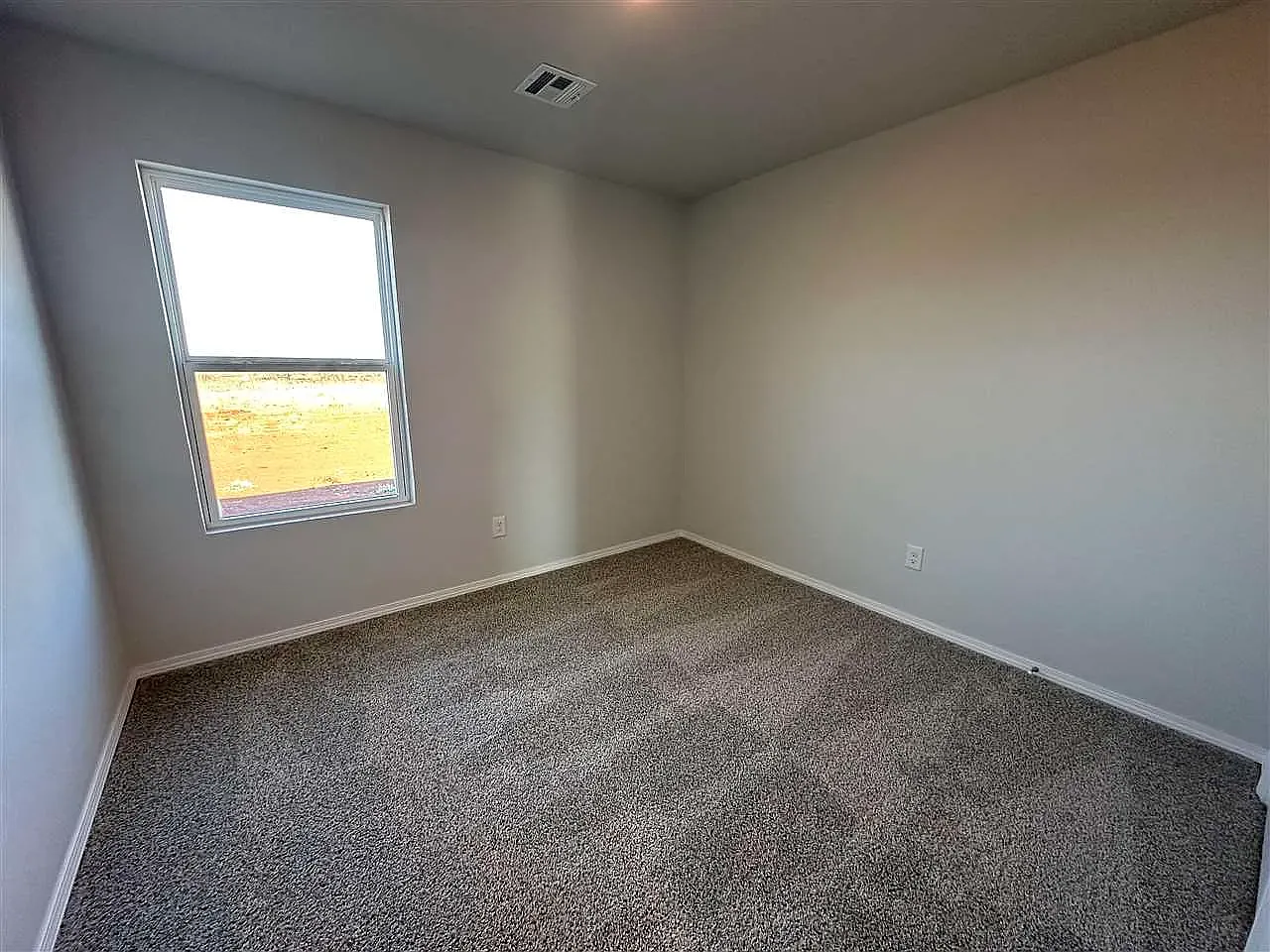 4 bed, 1470 sqft, $3,500 — Photo 4