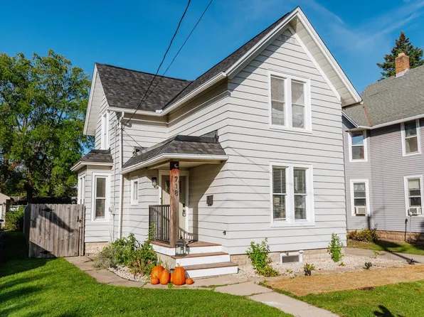 718 Oakland AVENUE, Waukesha, WI 53186