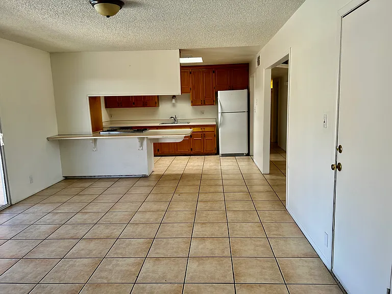1330 W Elna Rae St — Photo 14