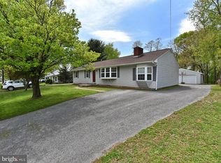 12134 Walnut Point Rd, Hagerstown, MD 21740