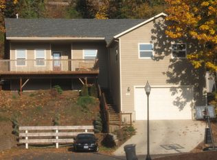 510 Koons St, Silverton, OR 97381